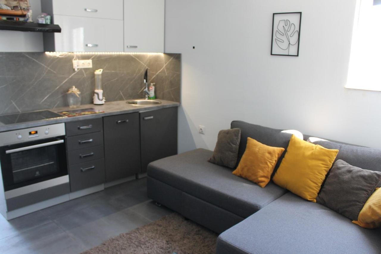 Cozy Corners Appartement Nin Buitenkant foto